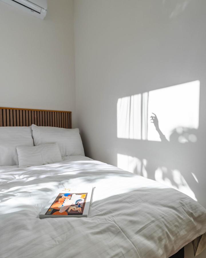 Modern Apartment French Balkony Budapest Esterno foto